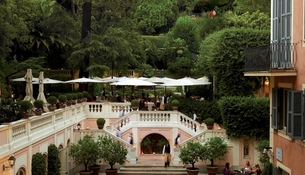 Image_305_secret%20garden%20and%20piazzetta%20valadier-hotel%20de%20russie-rome%20italy