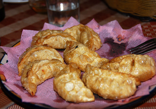 Tasty fried momos, Leh