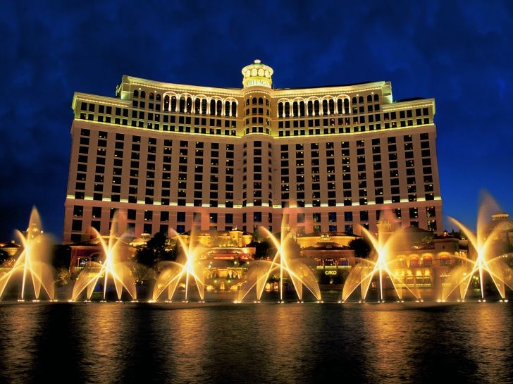 The iconic Bellagio fountains, Las Vegas