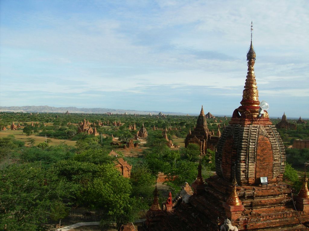 A Temple-top view of the Bagan plain