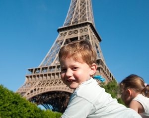 Medium_eiffel%20tower-paris%20with%20kids-france-inferis