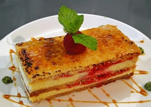 Medium_bruleed%20napoleon%20dessert-mini%20palais-paris%20france-fmpgoh