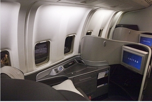 Medium_tips%20for%20booking%20award%20flights%20to%20paris-united%20first%20class
