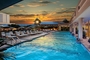 Square_best_new_orleans_hotels-windsor_court_hotel