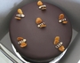 Square_black_hound_ny_coupon_20_percent_off-busy_bee_cake