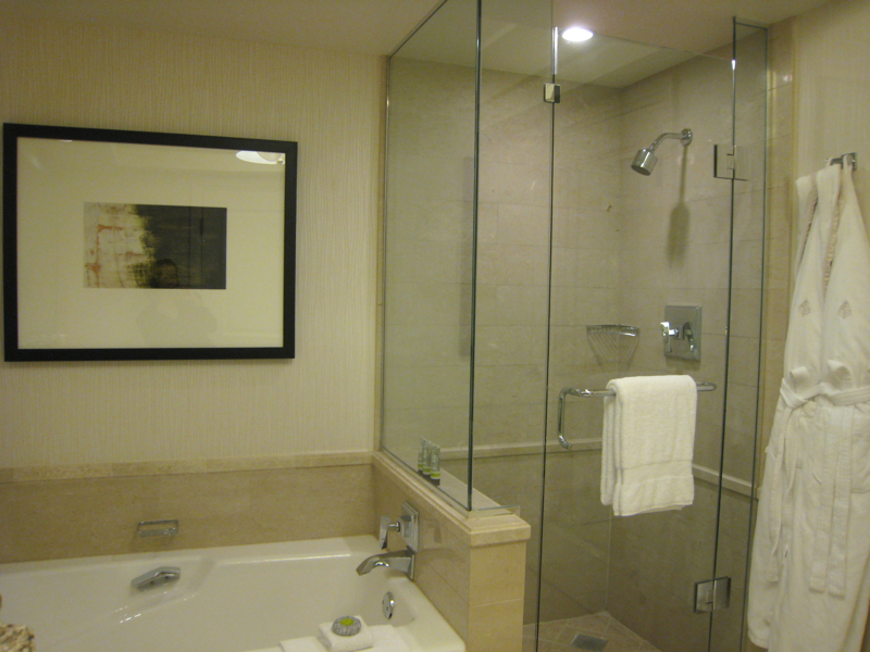 Four Seasons Las Vegas Review: Bathroom