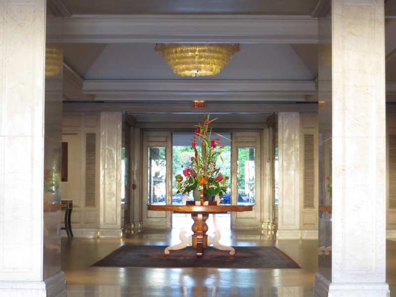 Fairmont Orchid Hawaii Review - Lobby