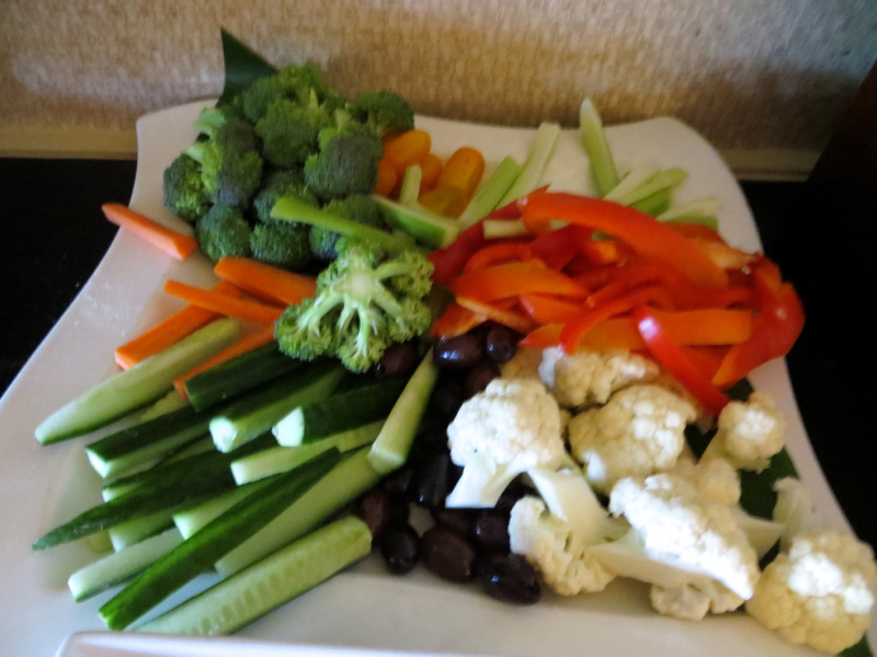 Fairmont Orchid Gold Floor Lounge Review - Vegetable Crudites