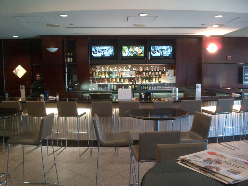 United Club Newark Airport Terminal A Lounge Review