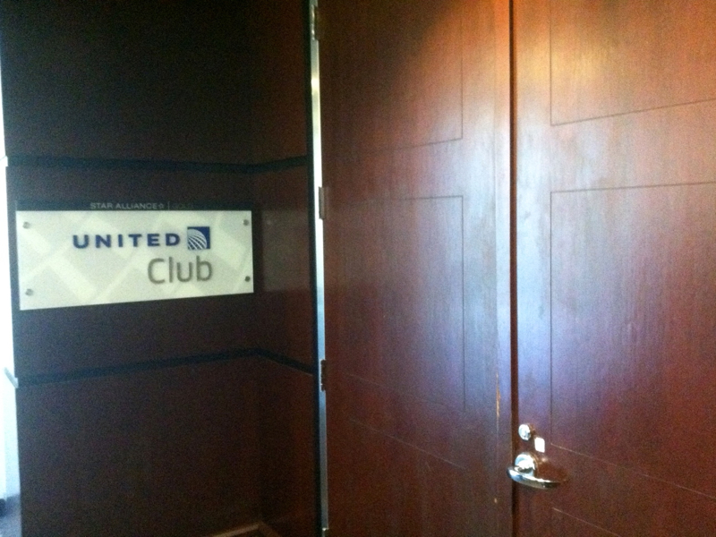 United Club Newark Airport Review - Entrance