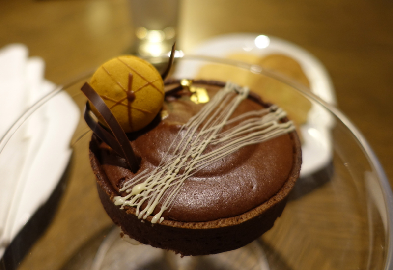 Chocolate Tart Welcome Amenity, Rosewood London