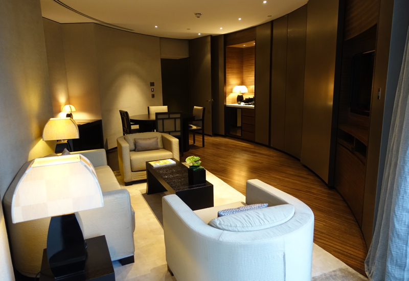 Armani Hotel Dubai Photos and Virtuoso Client Review - Armani Classic Room Living Room