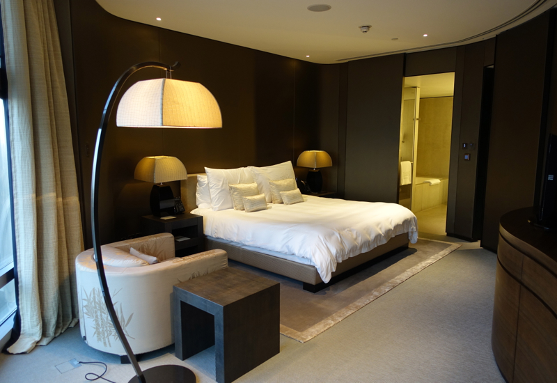 armani hotel suites