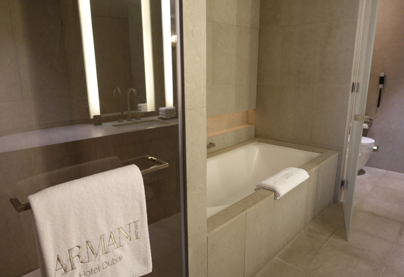 Armani Hotel Dubai-Armani Premier Suite Bathroom