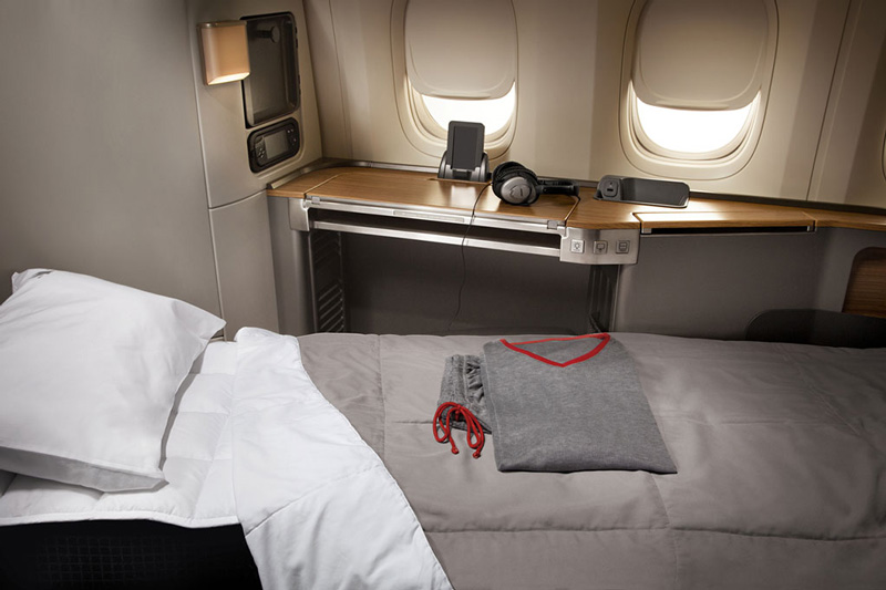 American New First Class Awards Available Los Angeles to London!