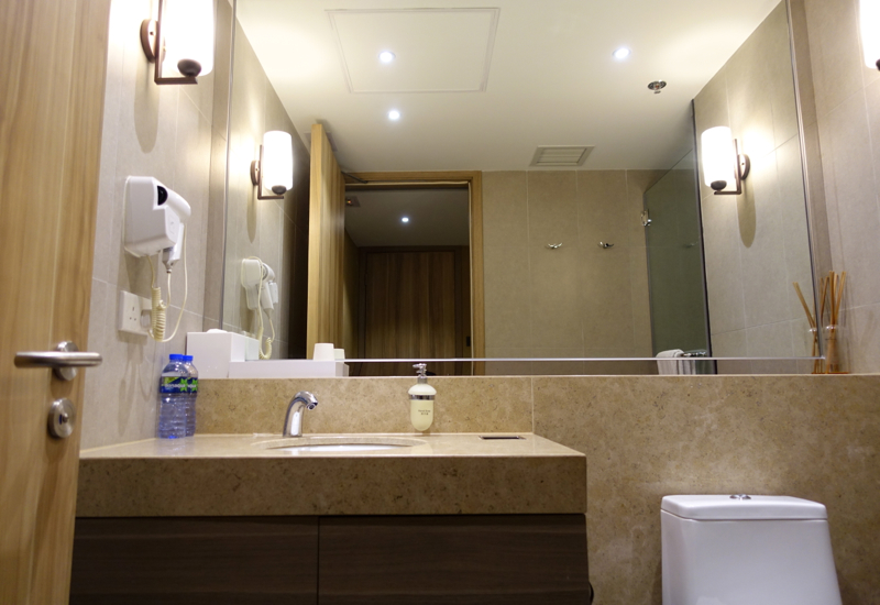 Plaza Premium Lounge Sleeping Room Bathroom