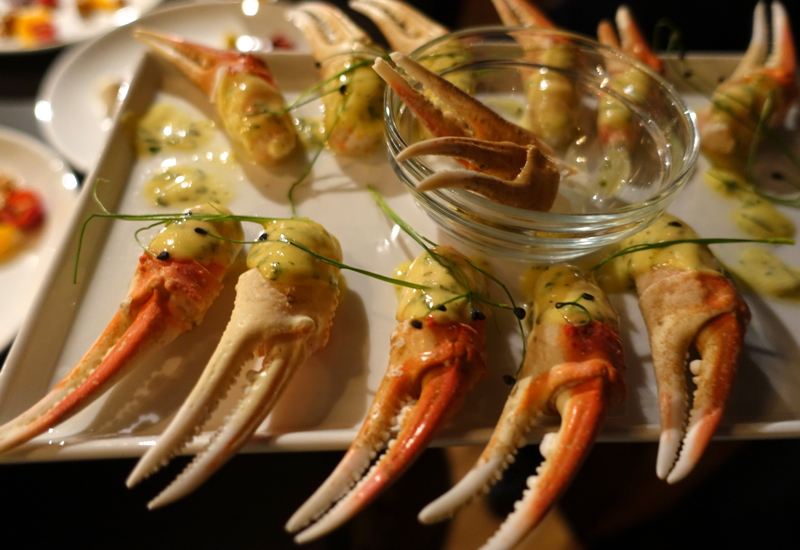 Cobblers Cove Pre-Dinner Canapes: Crab Claws
