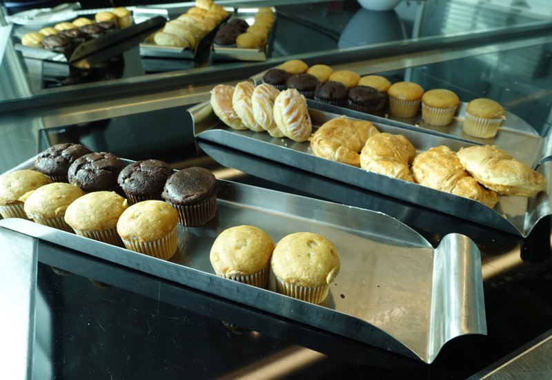 Muffins and Pastries, SWISS Lounge, JFK