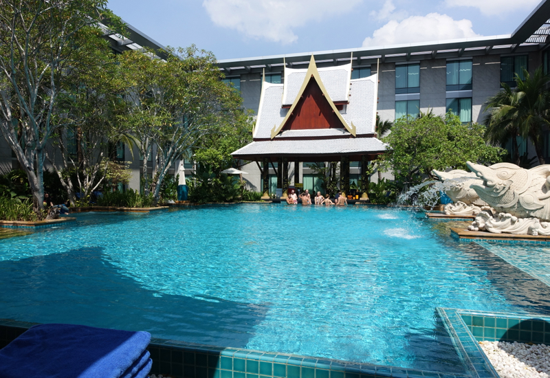 Swimming Pool, Novotel Bangkok Airport Hotel Review