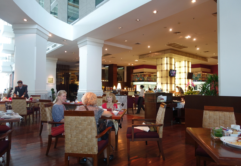 Breakfast at The Square Restaurant, Novotel Bangkok Airport Hotel Review