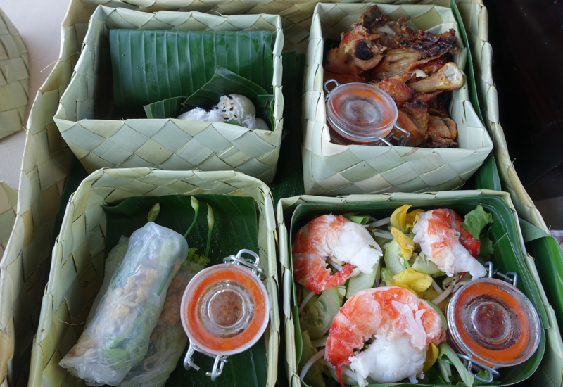 Khmer Picnic Lunch, Amansara Tonle Sap Boat Cruise