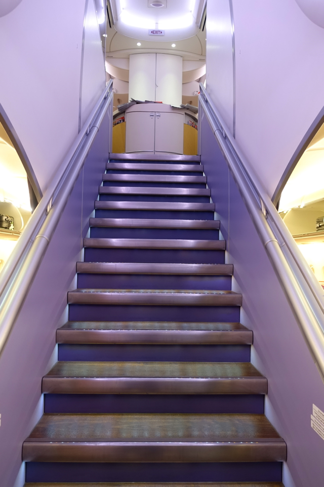 Thai Airways A380: Stairs to Upper Deck First Class