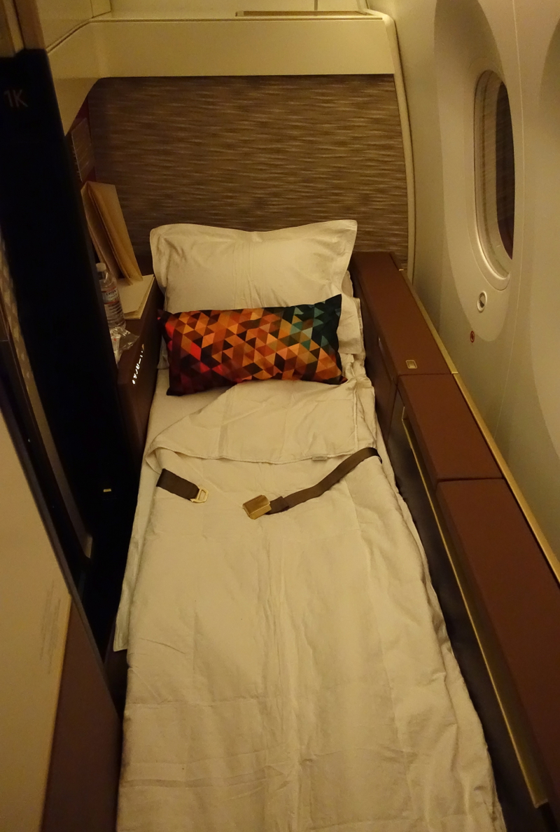 Etihad First Class Bed on the 787-9