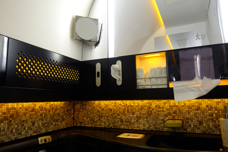 Etihad First Class Bathroom, 787-9