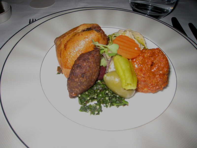 Review-Etihad First Class 777-300ER Mezze Plate