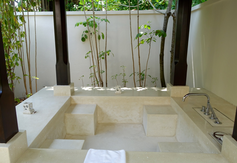 Hotel Design: Form Over Function-Bathtub Huge But Uncomfortable