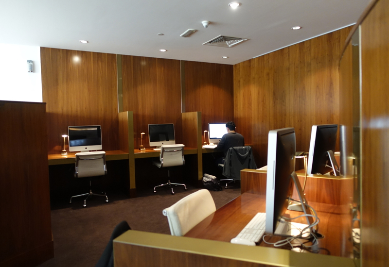 Business Center, Etihad Business Class Lounge Abu Dhabi AUH Terminal 1