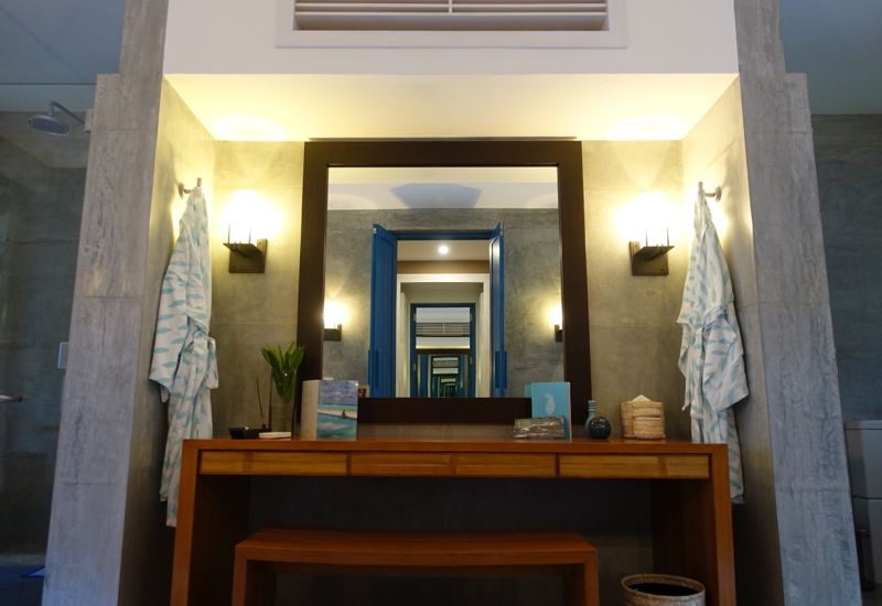 Four Seasons Maldives Landaa Giraavaru Review-Beach Bungalow Bathroom Vanity