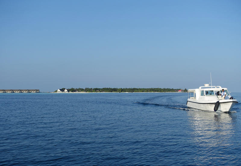 Four Seasons Maldives Speedboat for Landaa Giraavaru