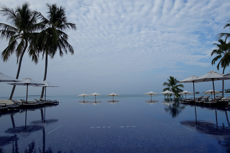 Main Swimming Pool, Conrad Maldives