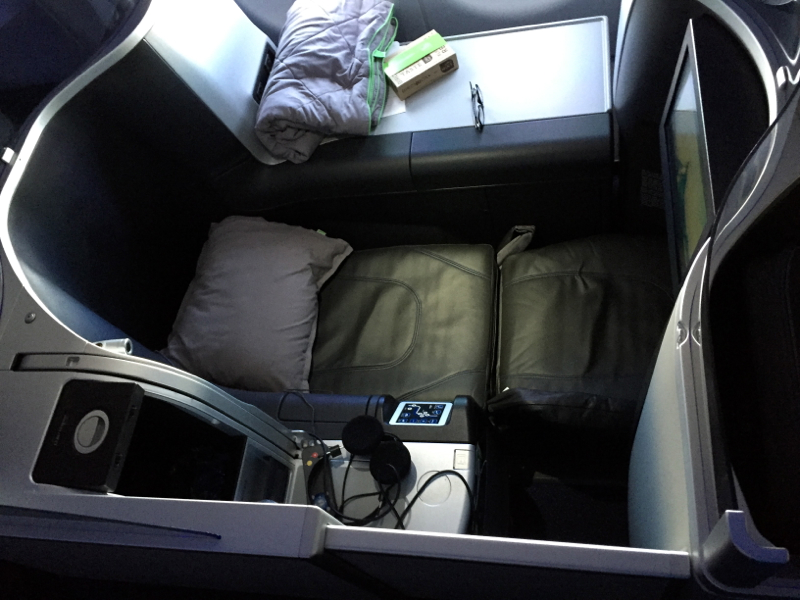 The JetBlue Mint "MRI" Bed