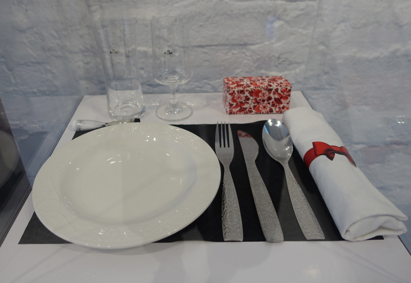 KLM New Business Class China, Cutlery and Glassware