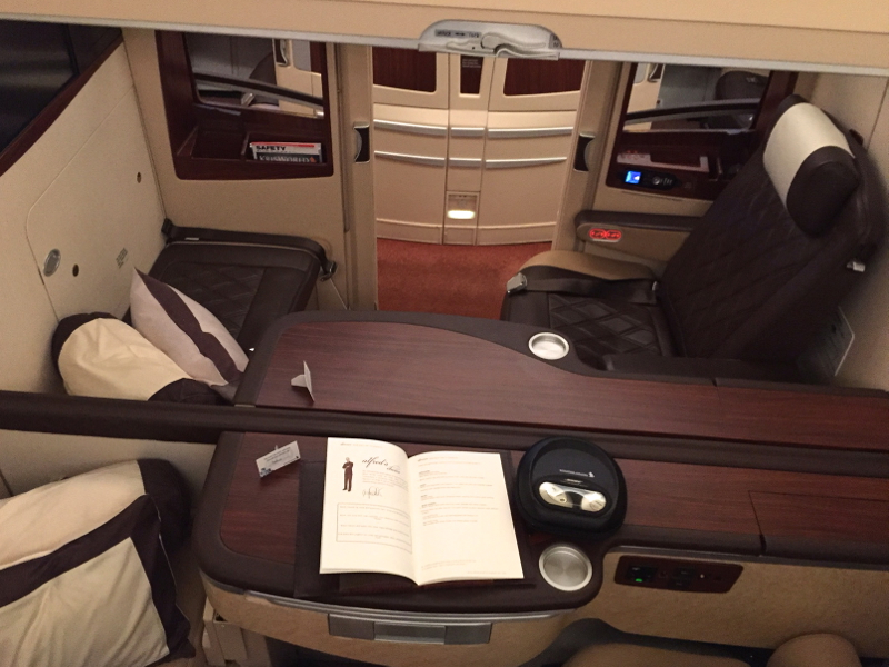 Review: Singapore Suites A380-Couple's Suites Can Be Made into a Double Bed