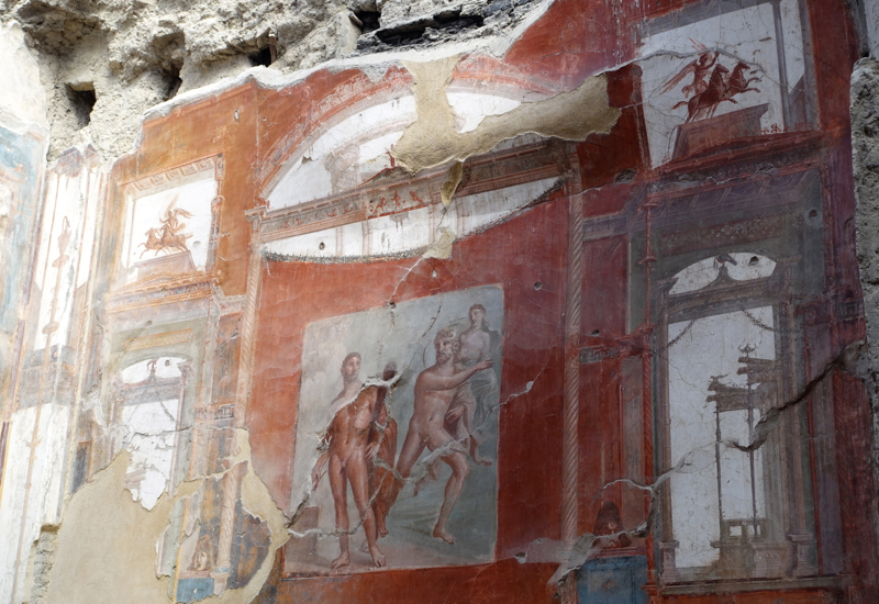 Herculaneum: Fresco from College of the Augustales-Hercules fighting Achelous who kidnapped Deianira