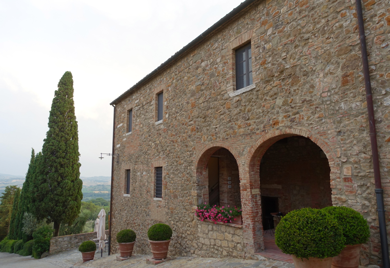 Review-Castello Banfi Il Borgo - Reception Entrance