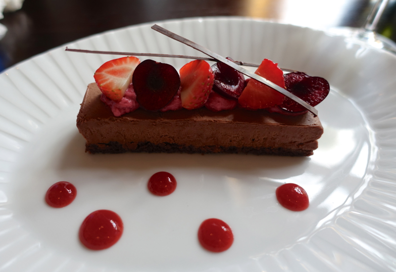 Chocolate Mousse Dessert with Berries, Percorso