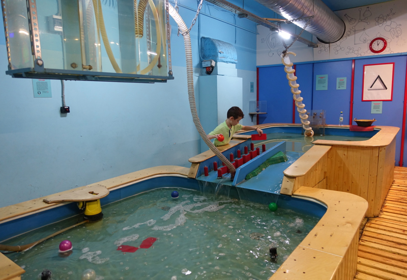 Building Dams in the Water Play Area of ЛабиринтУм Museum