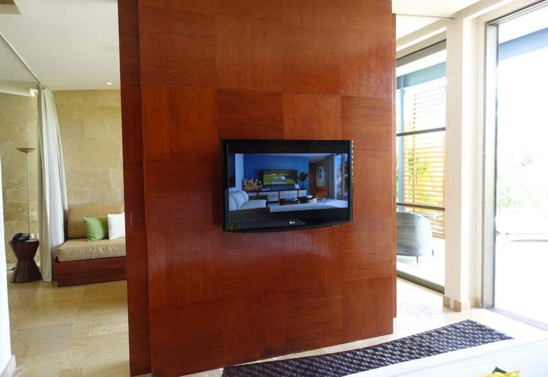 Rosewood Mayakoba Deluxe Lagoon Suite: Doors Close to Separate Bedroom from Living Room