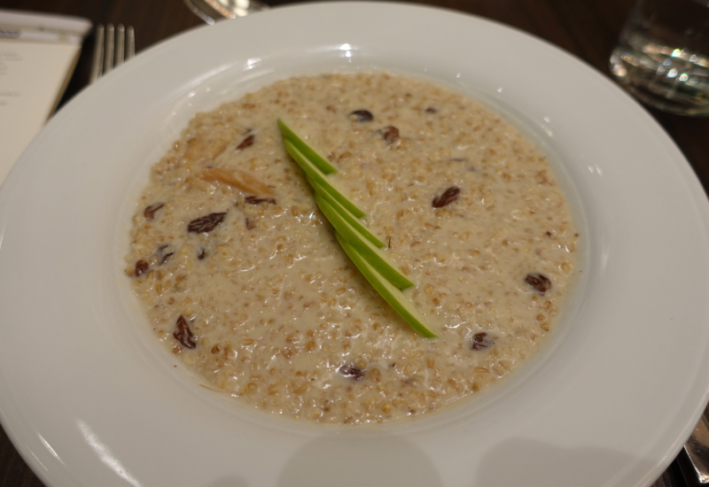 Oatmeal for Breakfast, Trump Toronto Hotel Review