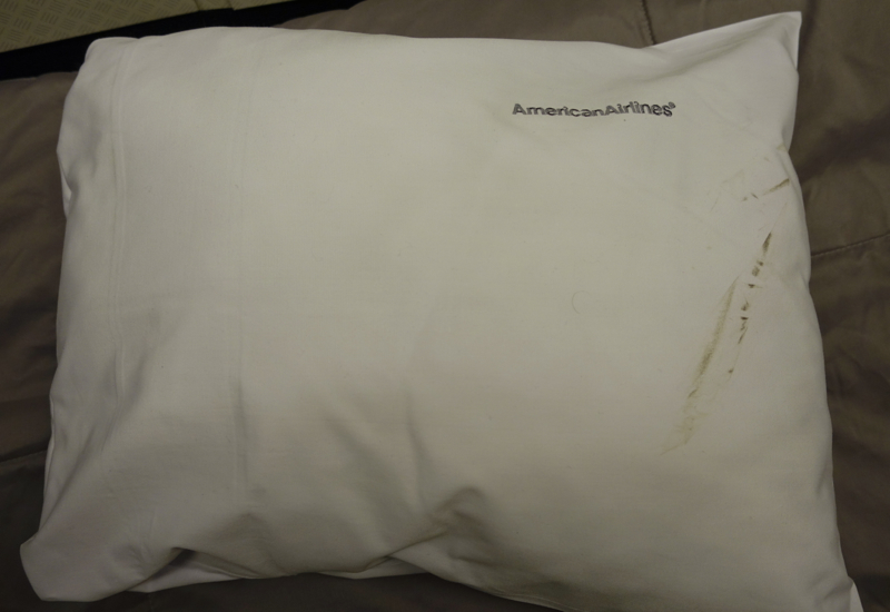 Dirty Pillowcase, American Airlines 767 Business Class Review