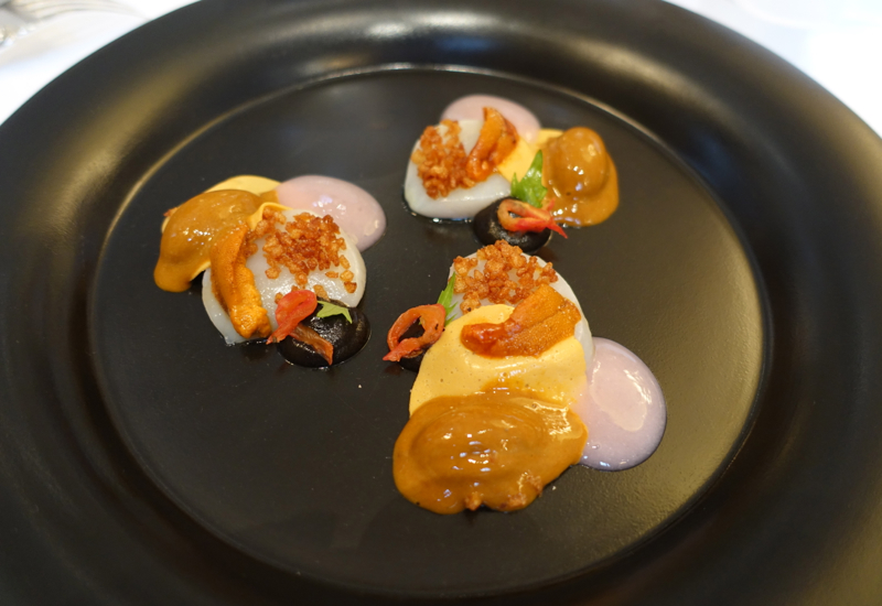 Scallops, Litchi and Sea Urchin Appetizer, Le Cinq Restaurant Review