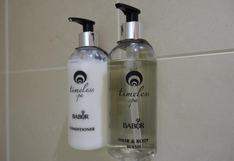 Timeless Spa Shampoo and Conditioner, Emirates Lounge Shower