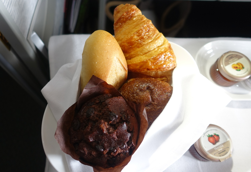 Breakfast Pastries, Review of Emirates First Class, A380