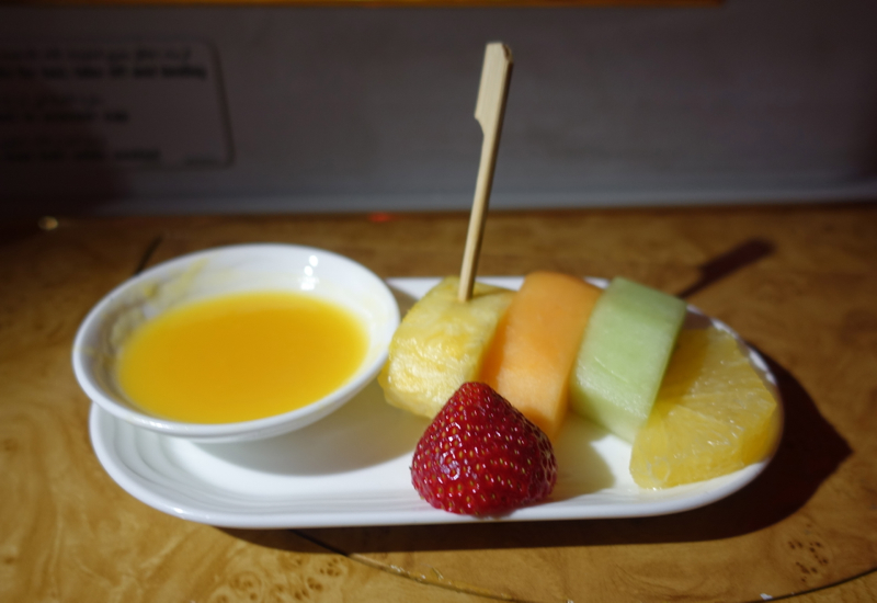 Review-Emirates A380 First Class-Fruit Plate