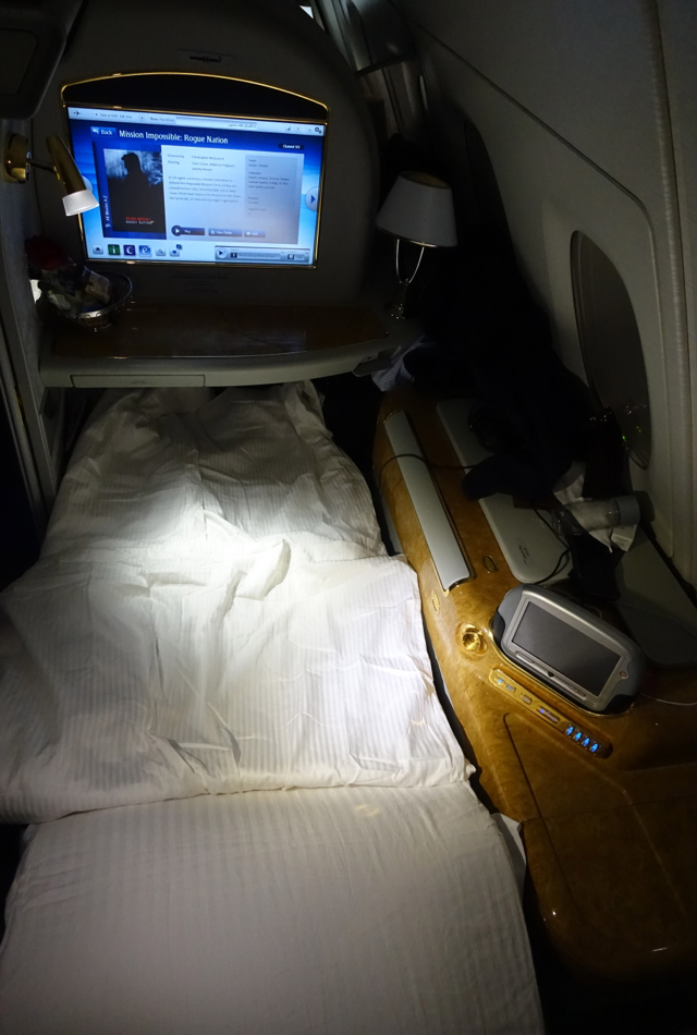 Review-Emirates First Class A380-Bed After Turndown Service