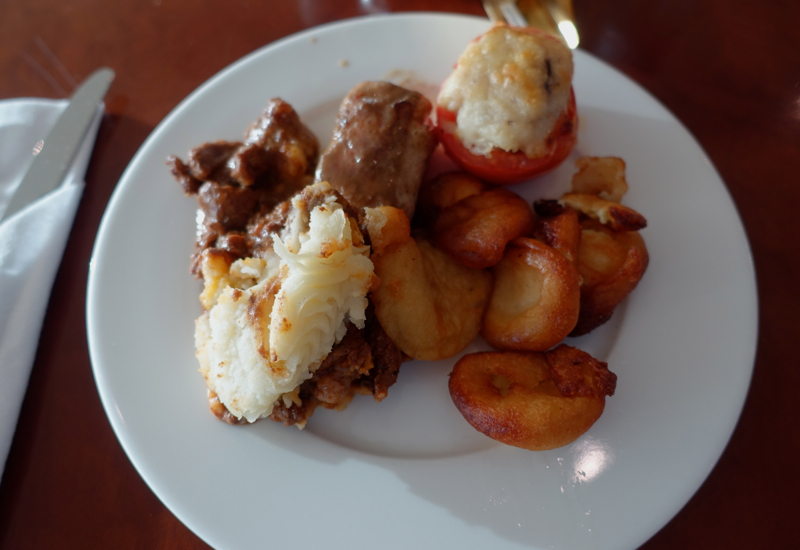 Review-Emirates Lounge JFK Food-Veal, Potatoes and Stuffed Tomatoes